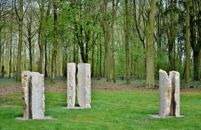 Klaar Cornelis - Steensculptuur, Beeldhouwwerk in steen